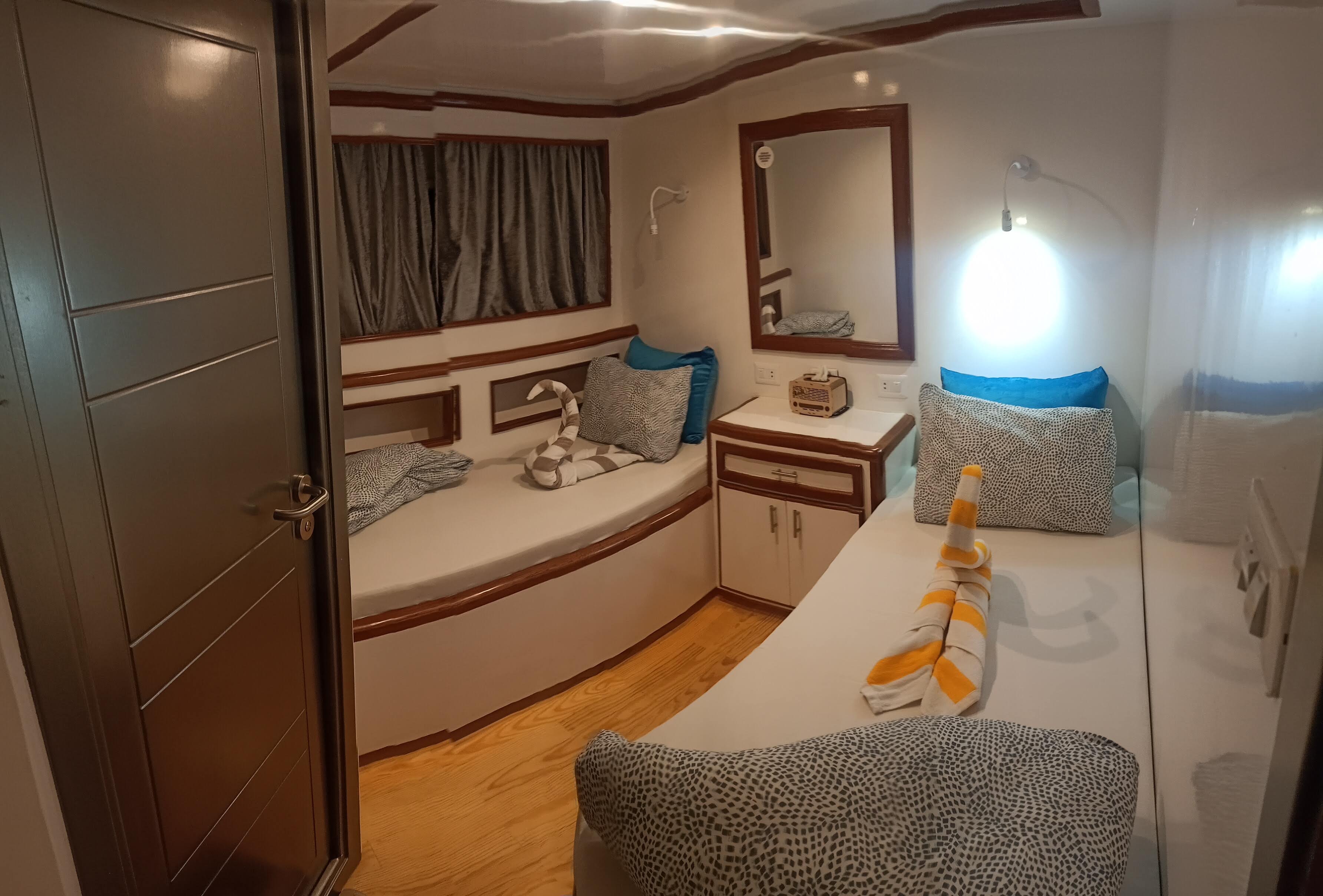 Glider Yacht Gallery Image 6